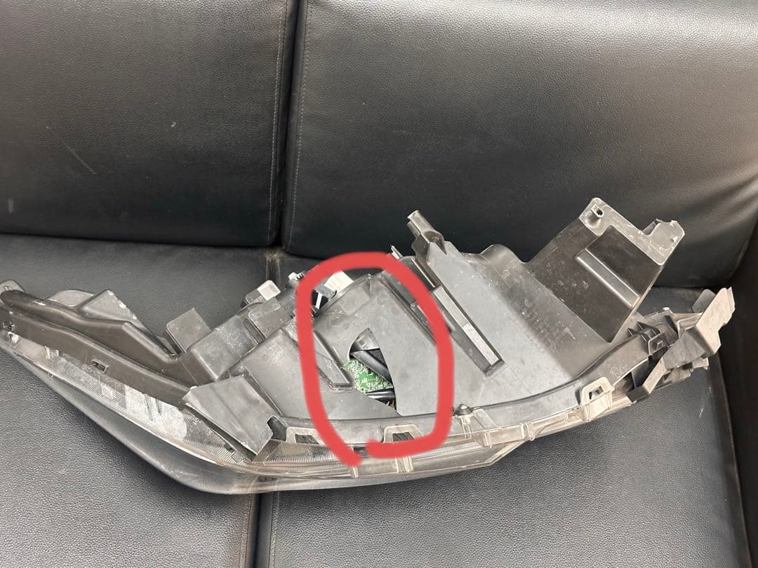 火雷神専用 30アルファード後期3眼ヘッドライト左