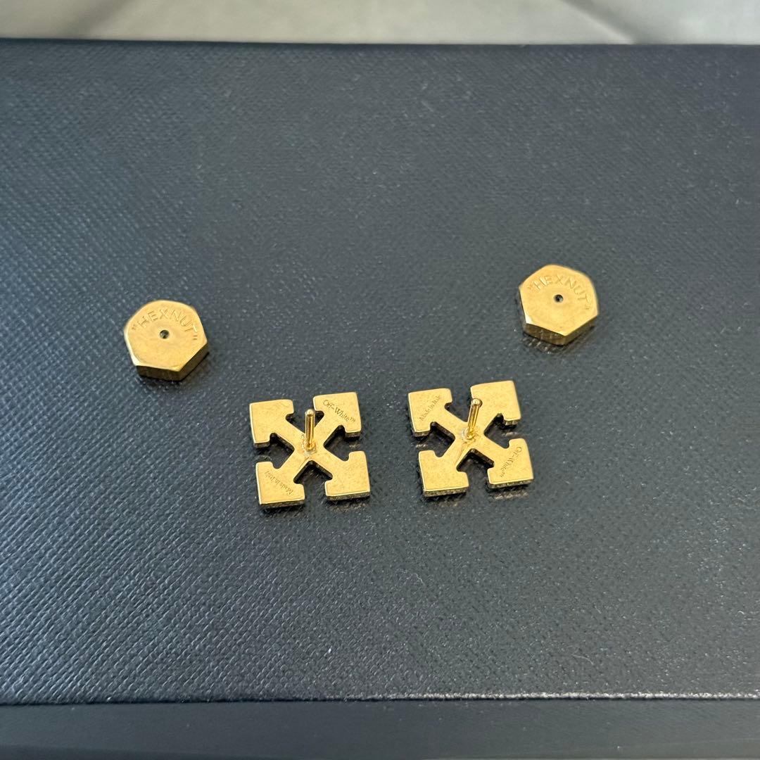 オフホワイト アロー ピアス ゴールド ペア