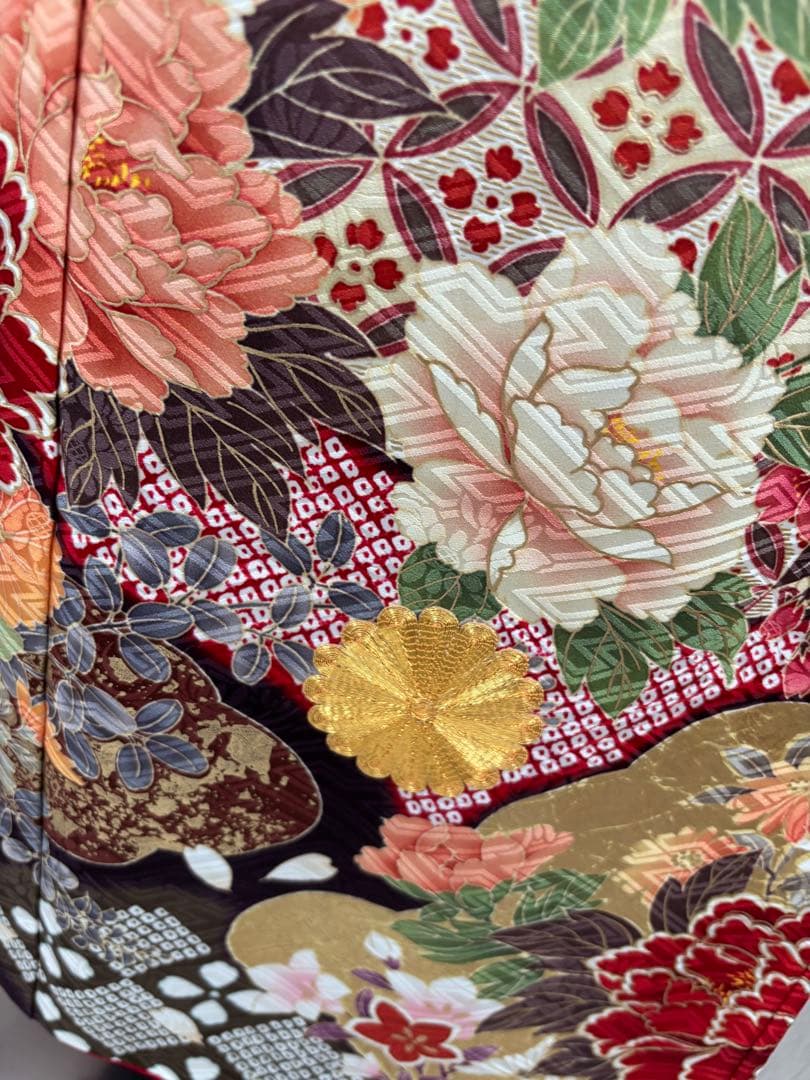未使用品　タグ付き　正絹振袖フルセット　豪華金彩　駒刺繍　王道古典柄　成人式に！