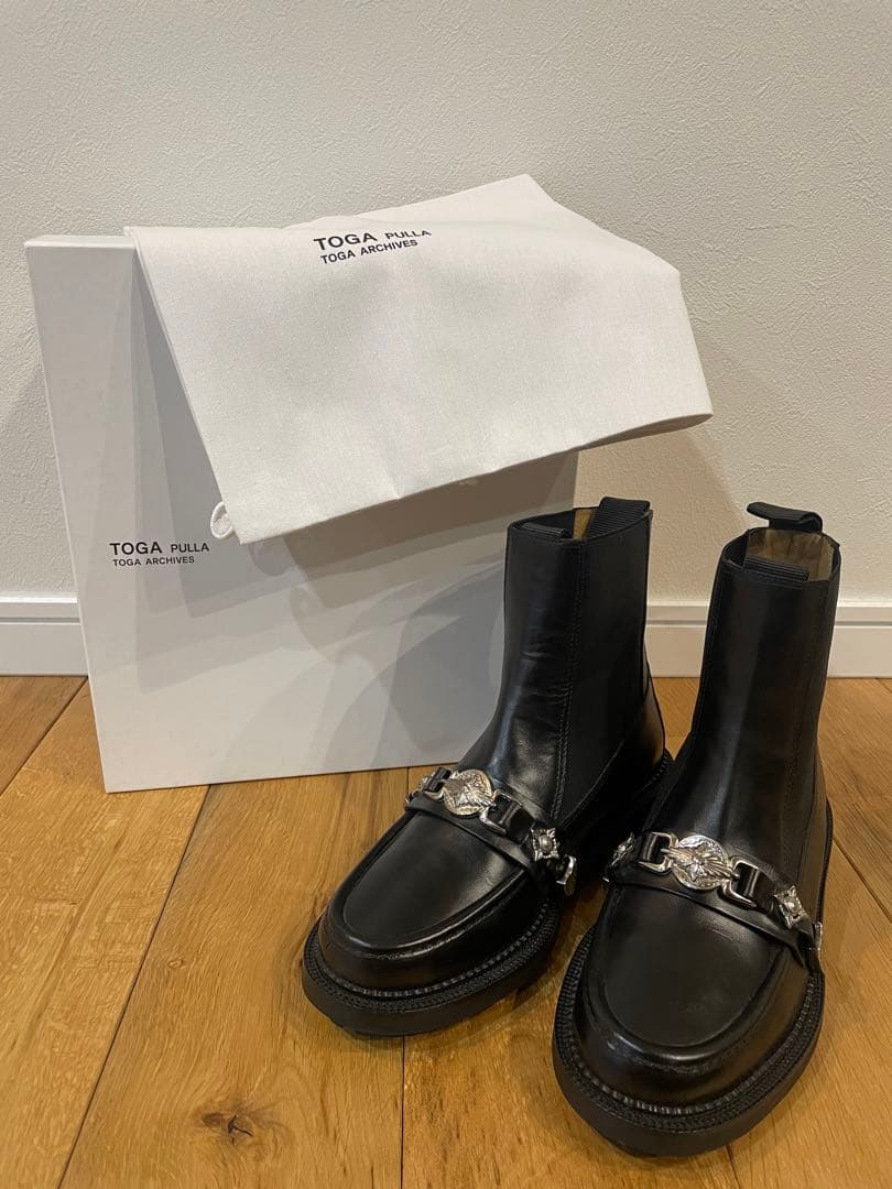 【TOGA PULLA 】サイドゴアブーツ