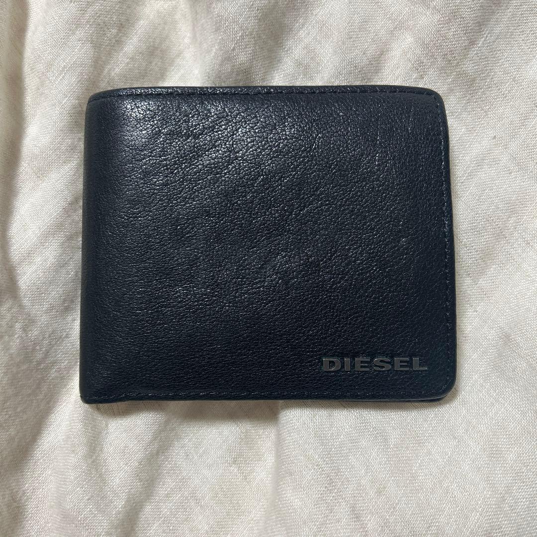 【美品】DIESEL ディーゼル 二つ折り財布 レザー ブラック 箱付き