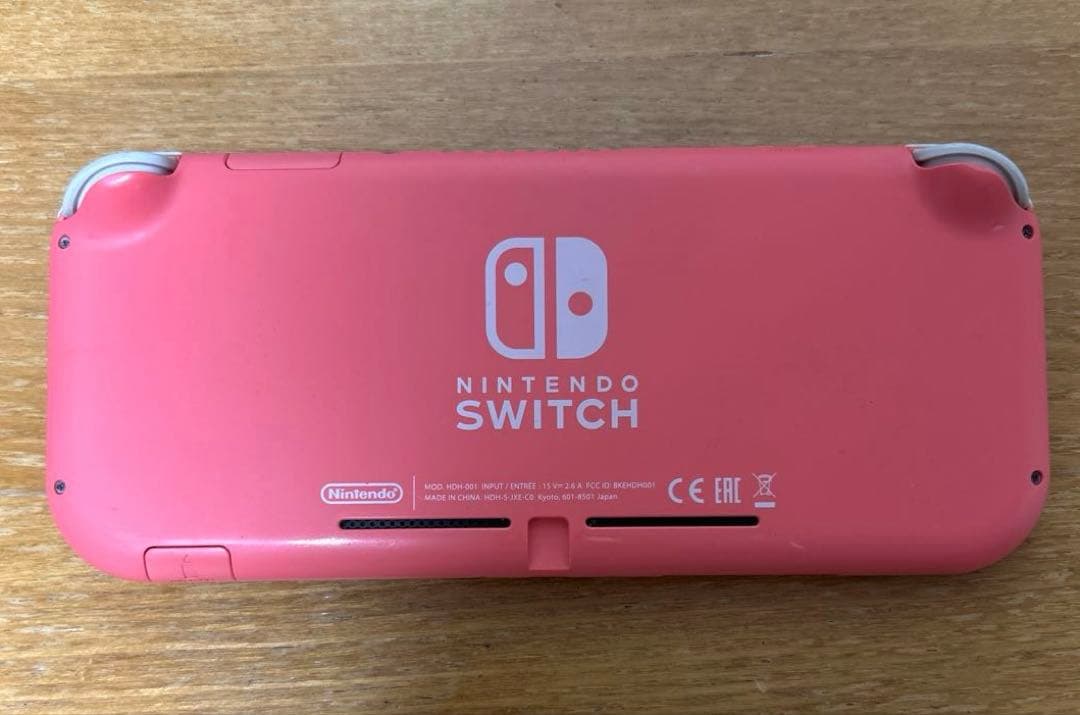 Nintendo　Switch　Lite ピンク