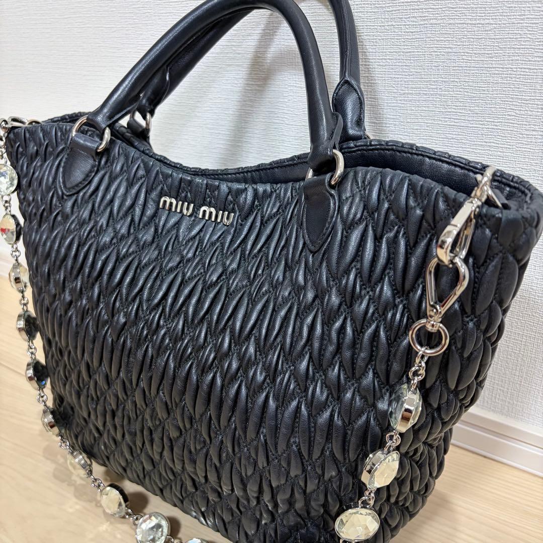 miumiu マテラッセ ナッパレザー クリスタル ブラック 付属品あり
