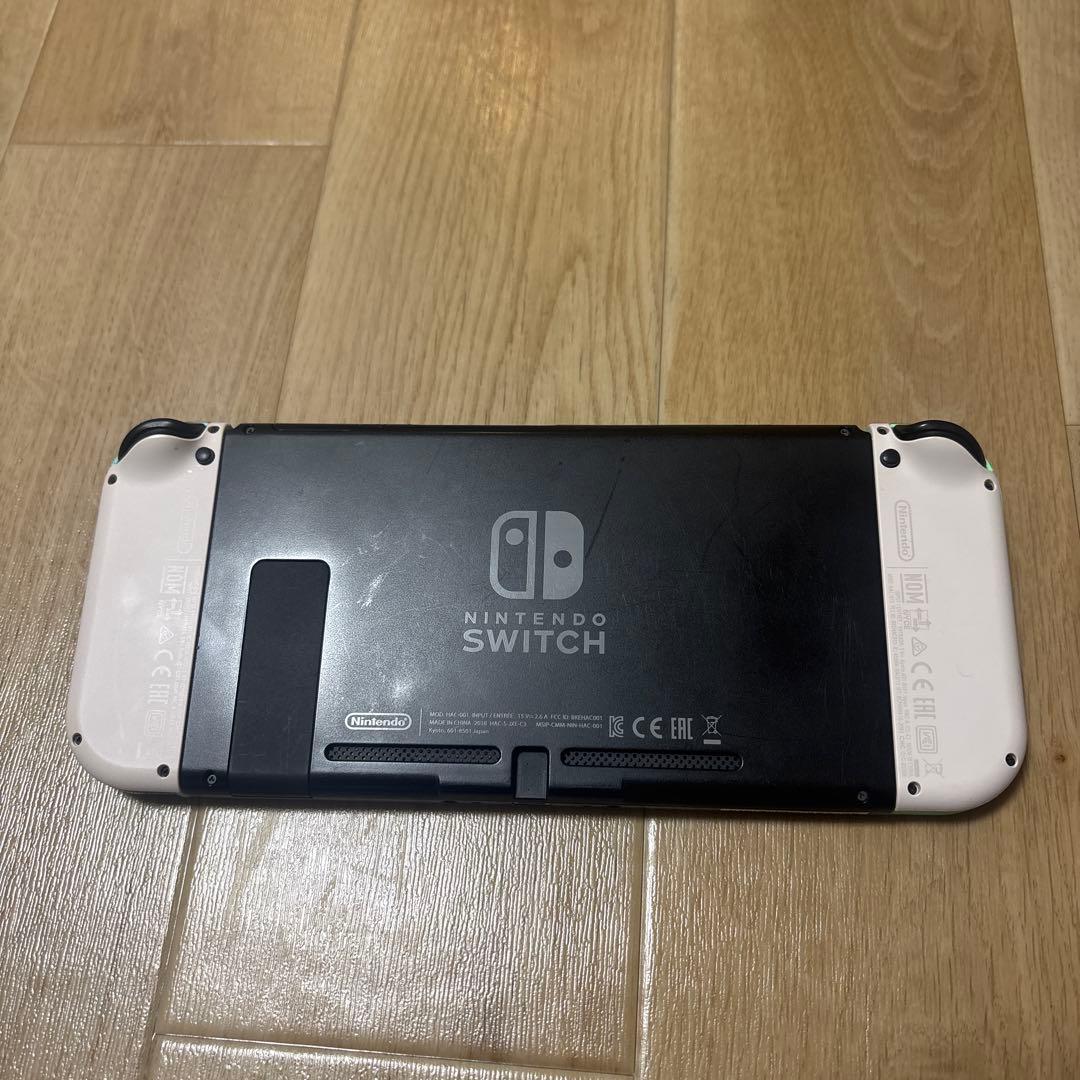 Nintendo Switch 本体　あつまれどうぶつの森（特別デザイン）