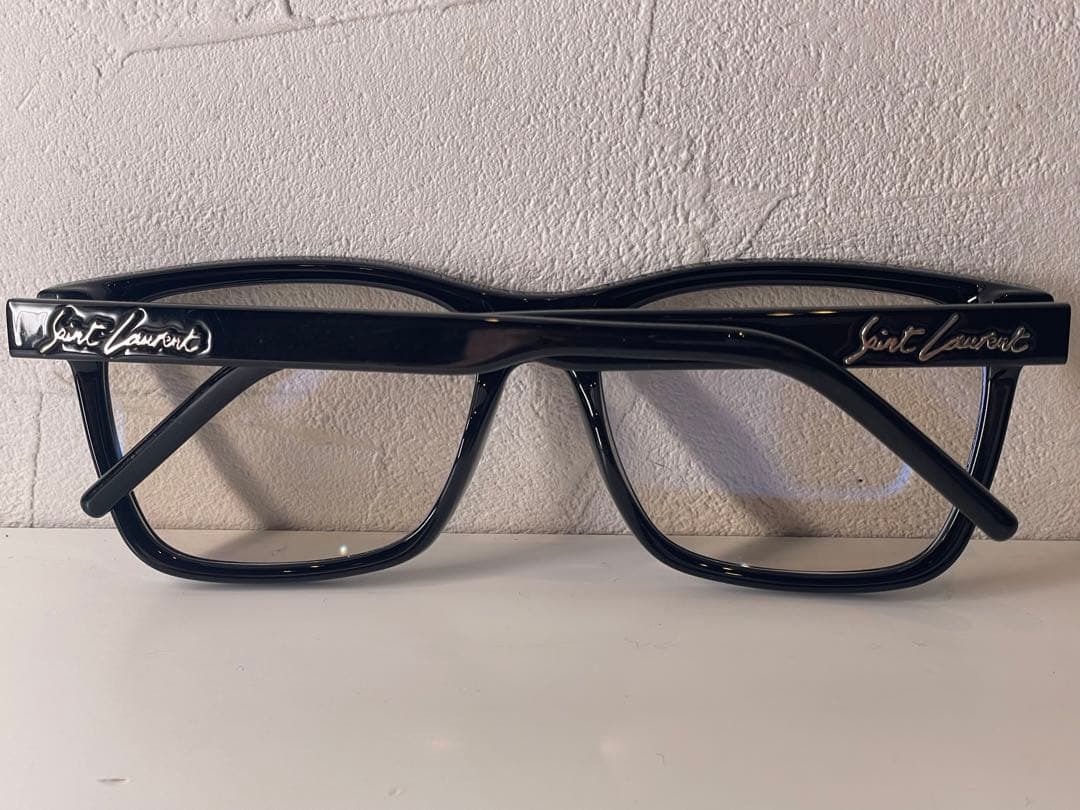 【極美品】SAINT LAURENT PARIS メガネフレーム　ブラック