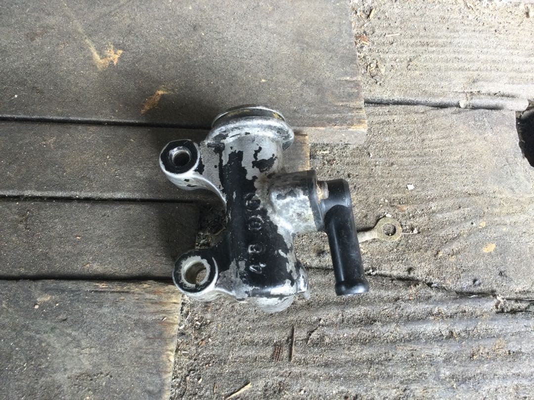 ①CBX400F 純正 リア ブレーキ マスターシリンダー CBX550F リヤ