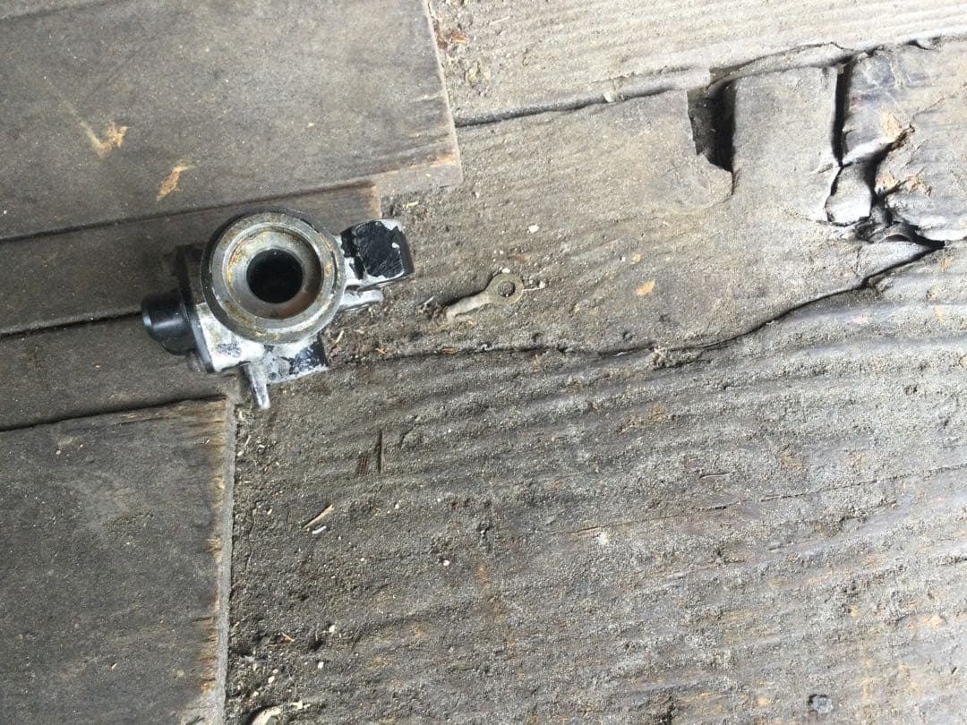 ①CBX400F 純正 リア ブレーキ マスターシリンダー CBX550F リヤ