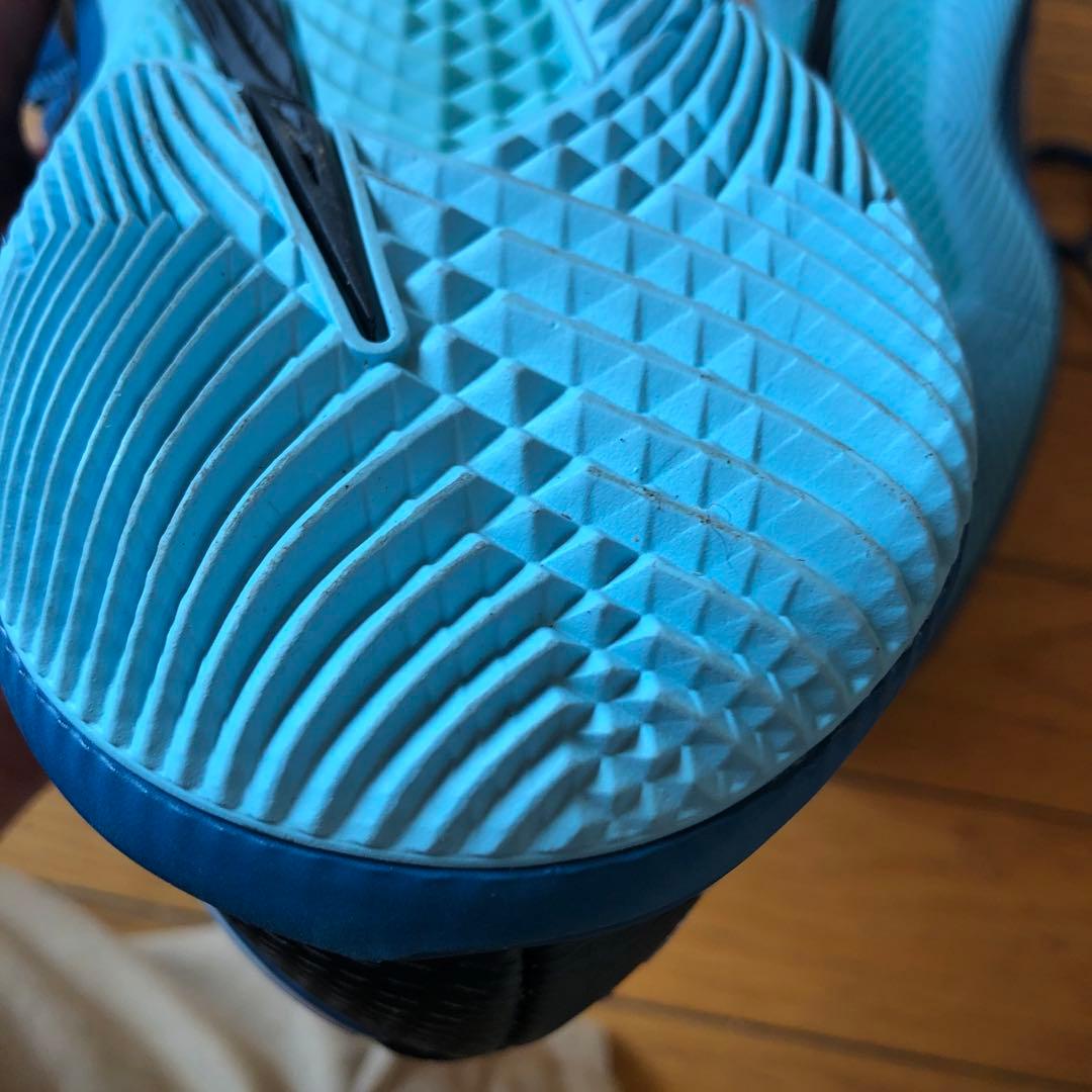 美品　Nike Roger Federer テニスシューズ ブルー　フェデラー