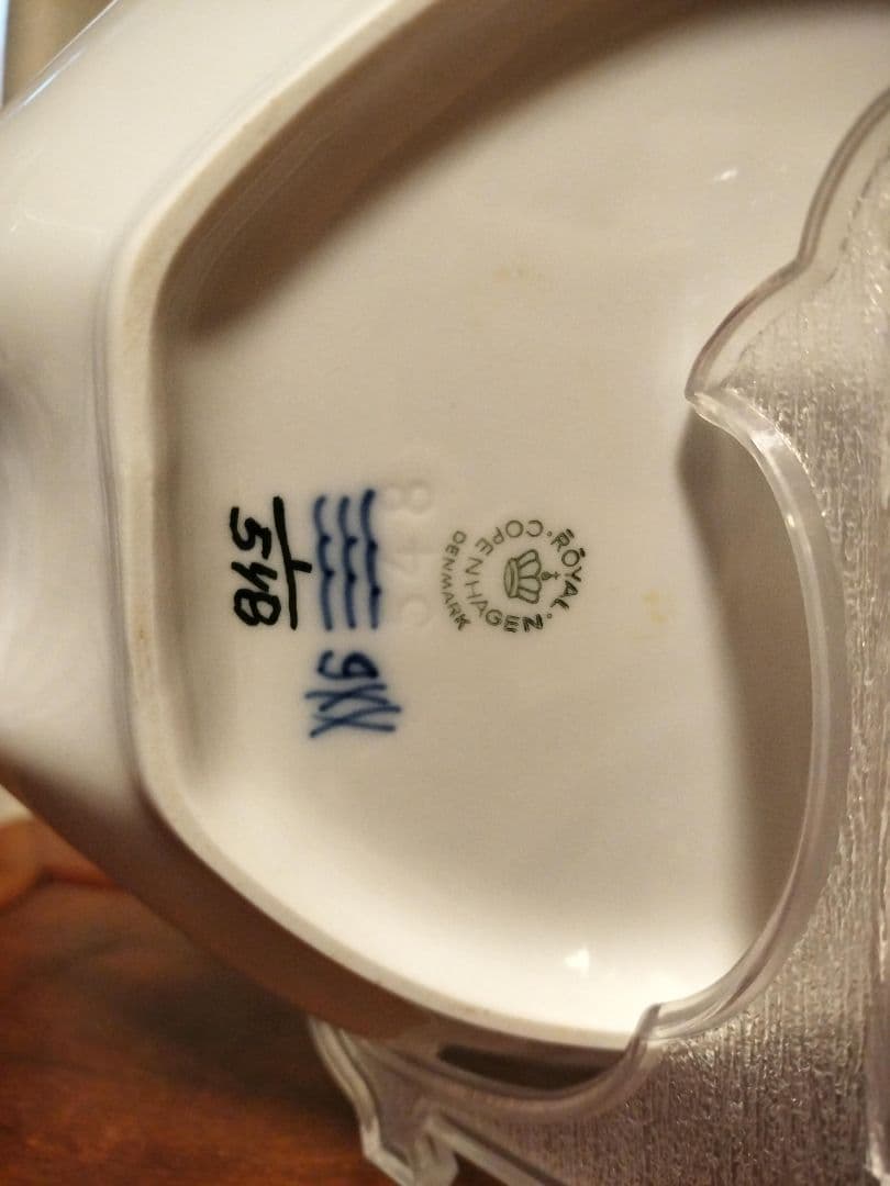   ブルーフルーテッド　ハーフレース　リーフ皿