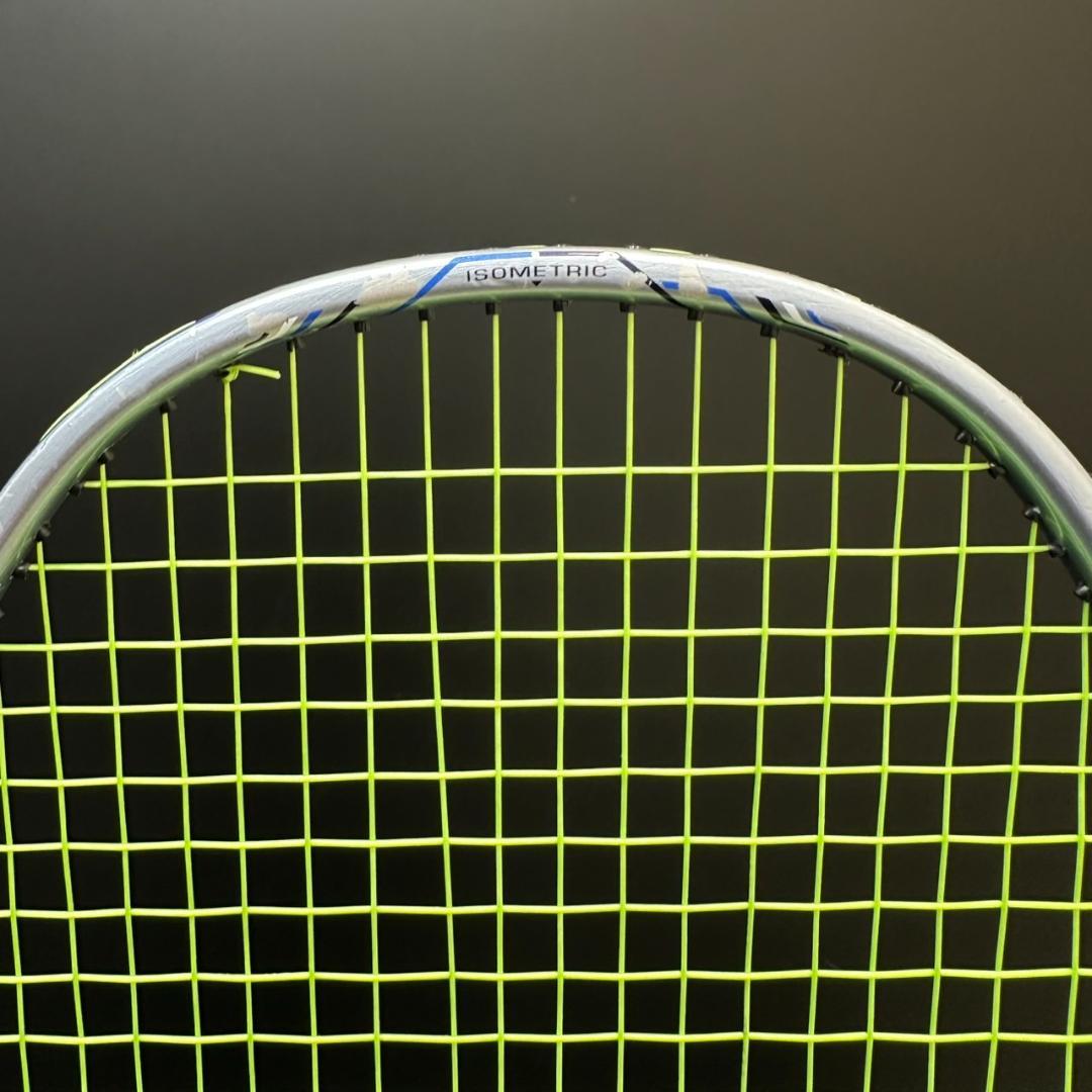 YONEX　ヨネックス　バトミントンラケット　デュオラ１０　MO-49
