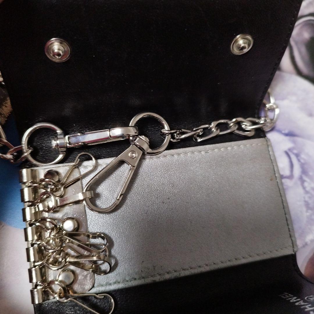 CHANEL ブラック レザー キーケース　斜めがけ