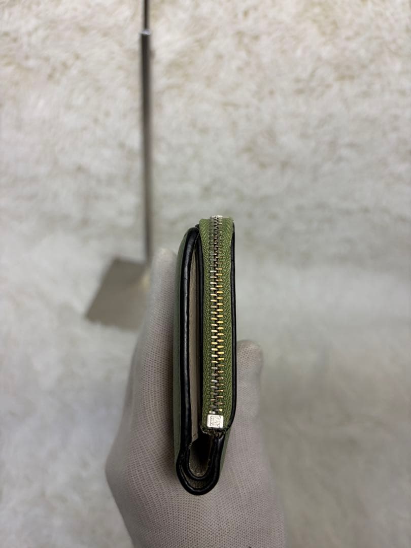✨美品✨ ロエベ　折り財布　コンパクトジップウォレット　アナグラム　グリーン