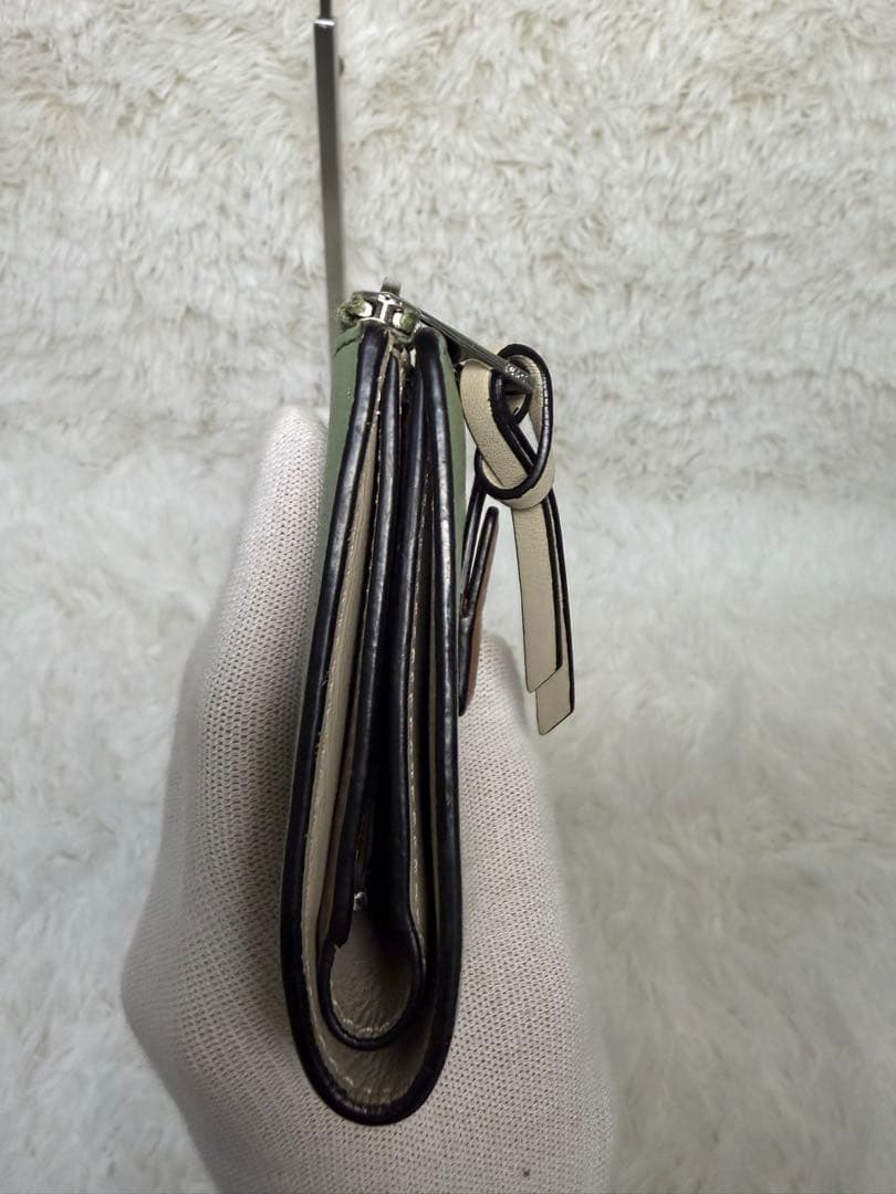 ✨美品✨ ロエベ　折り財布　コンパクトジップウォレット　アナグラム　グリーン