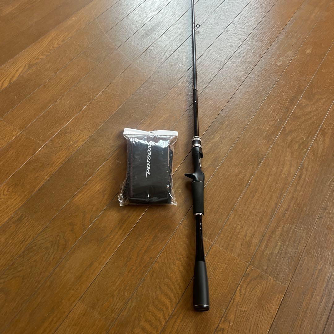 U*e様 シマノ ポイズンアドレナ 172MH バスロッド 中古美品