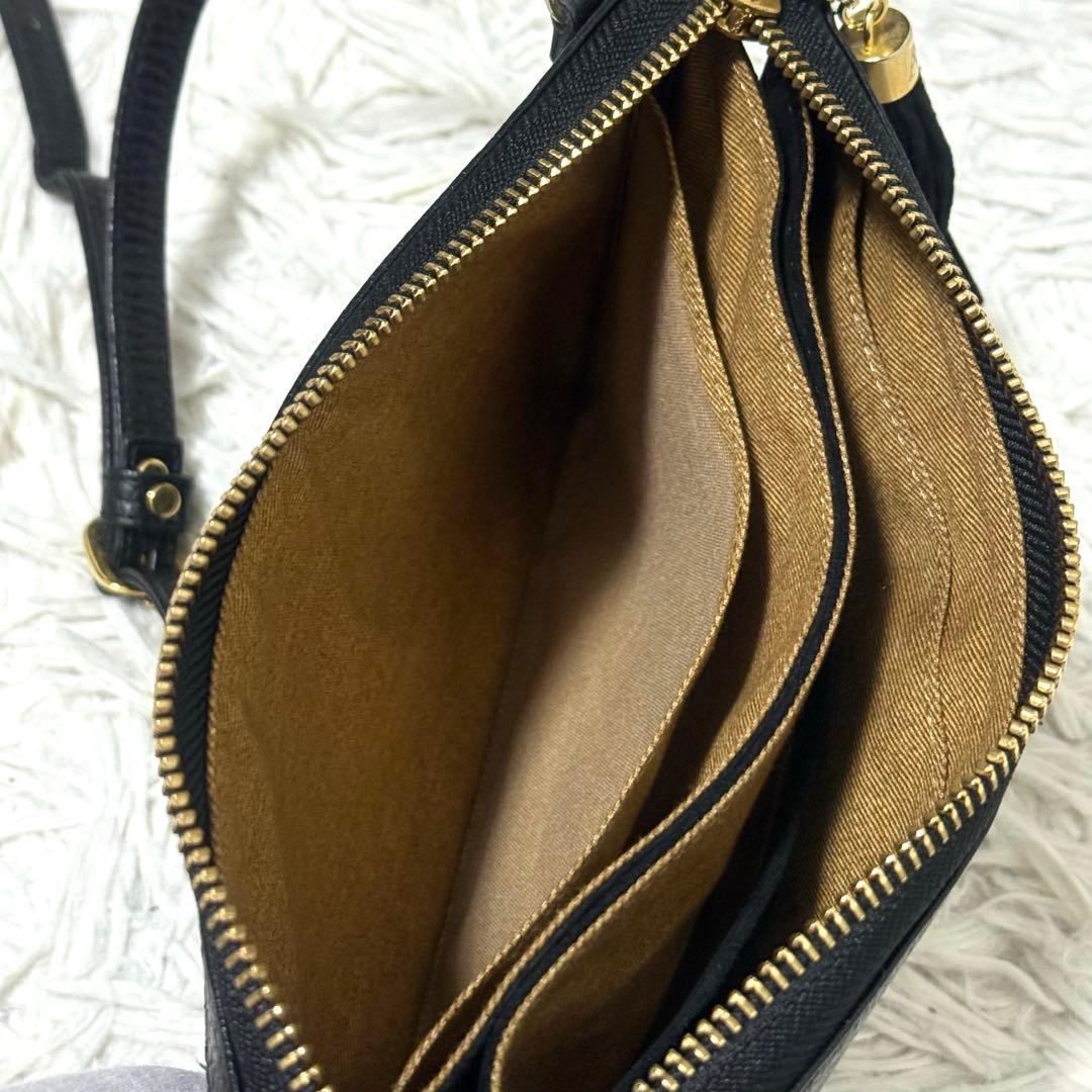 アタオ オフィスブーブー ブラック ショルダー ゴールド金具 ポシェット お財布