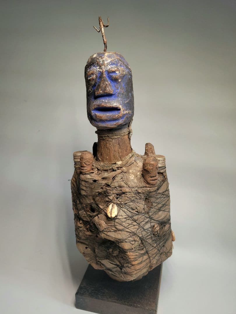 [ダキニ]アフリカ ヴードゥー 呪物 アフリカンアート 木彫り 彫刻