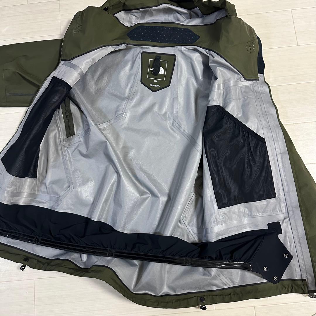 ノースフェイス　スキーウエア　スノボウエア