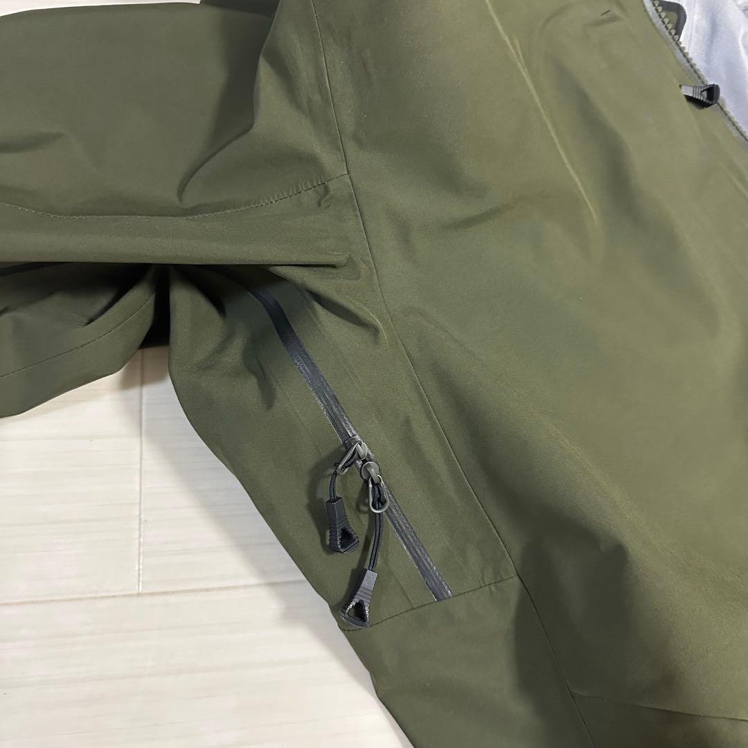 ノースフェイス　スキーウエア　スノボウエア