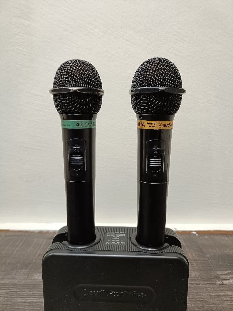 値下げ！オーディオテクニカ ワイヤレスマイク 2本 充電器セット　オマケ受光機