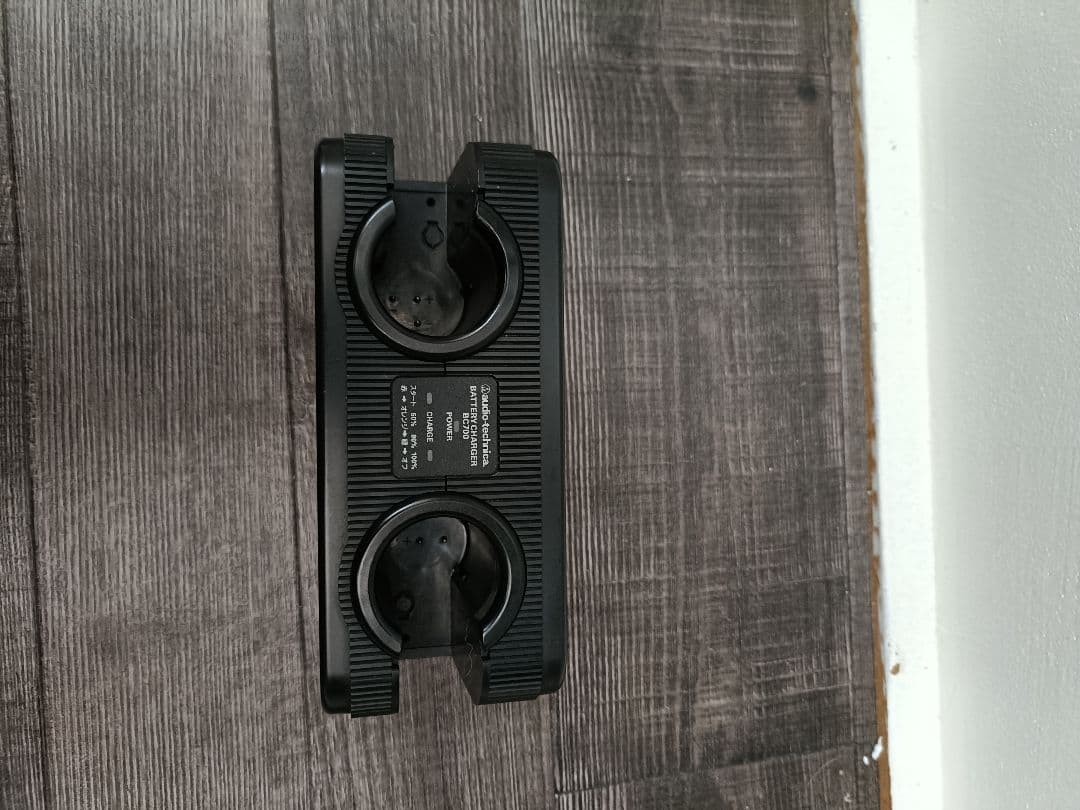 値下げ！オーディオテクニカ ワイヤレスマイク 2本 充電器セット　オマケ受光機