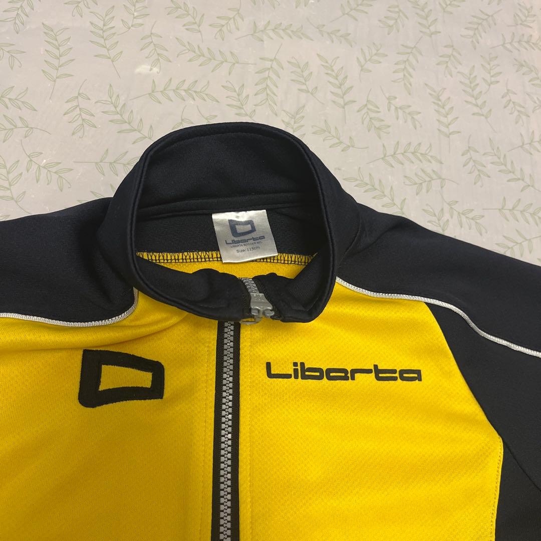 【美品】リベルタサッカースクールジャージ上下　115