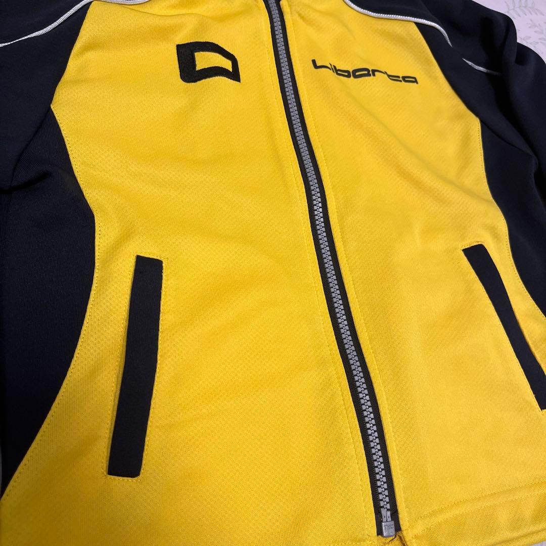 【美品】リベルタサッカースクールジャージ上下　115