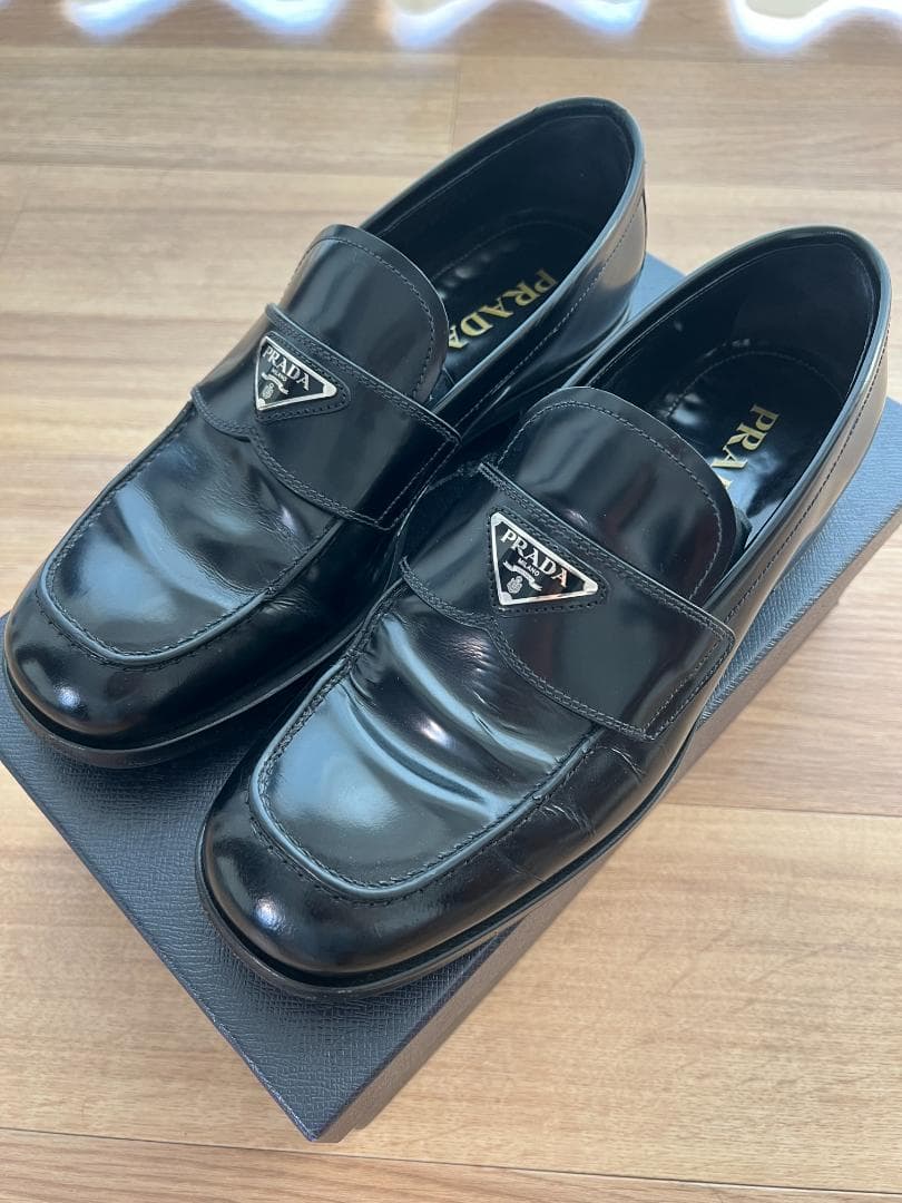PRADA ブラックレザー ローファー 8.5