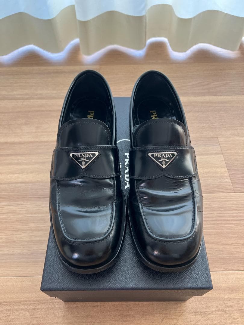 PRADA ブラックレザー ローファー 8.5