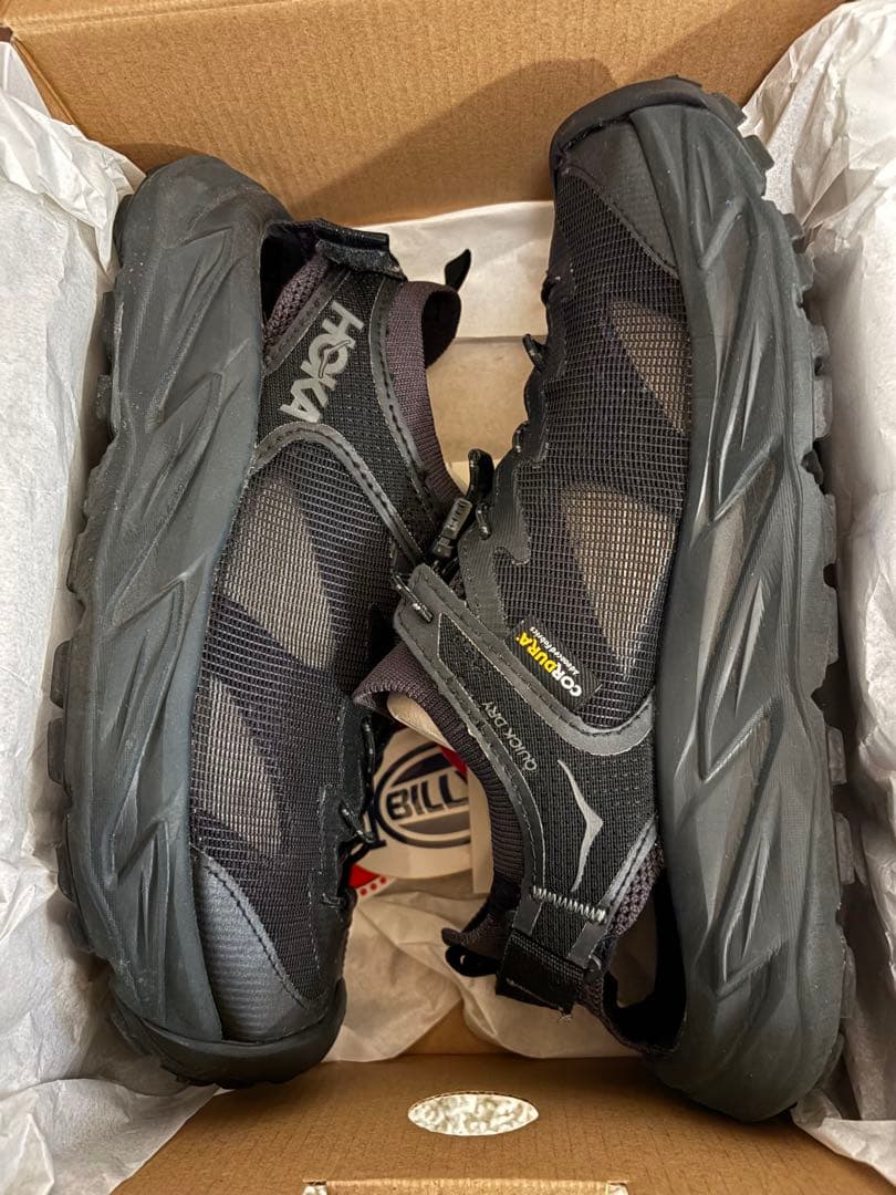 HOKA ブラック スポーツサンダル