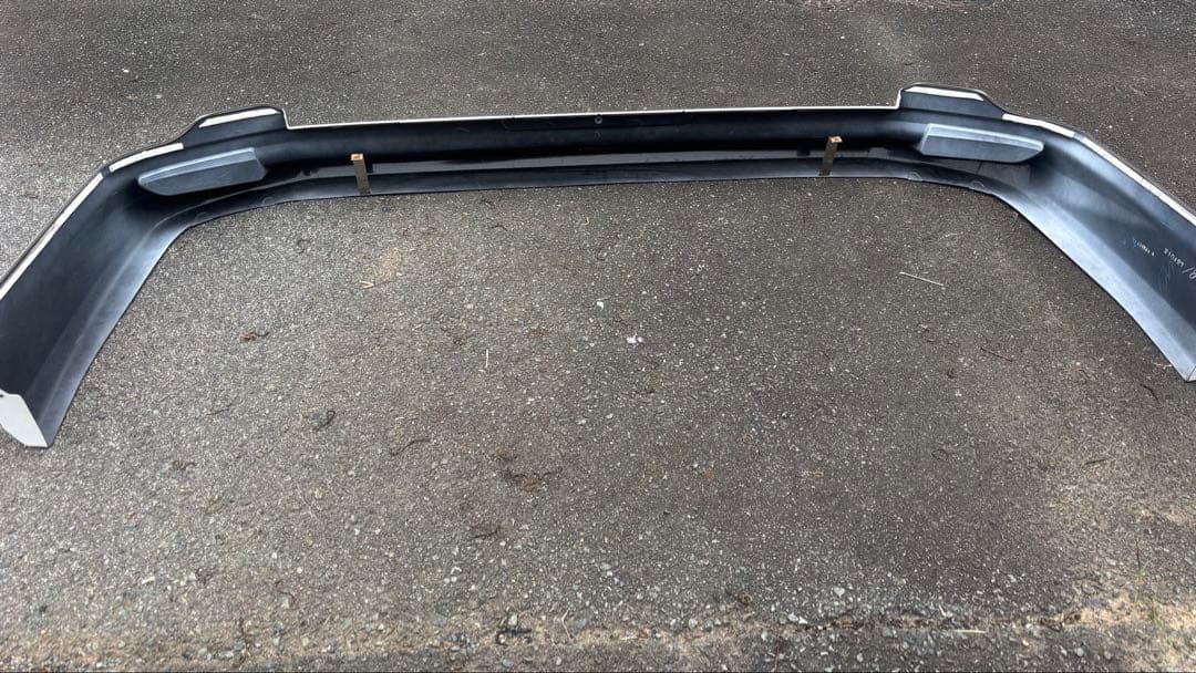 ハイエース　モデリスタ　フロントリップ