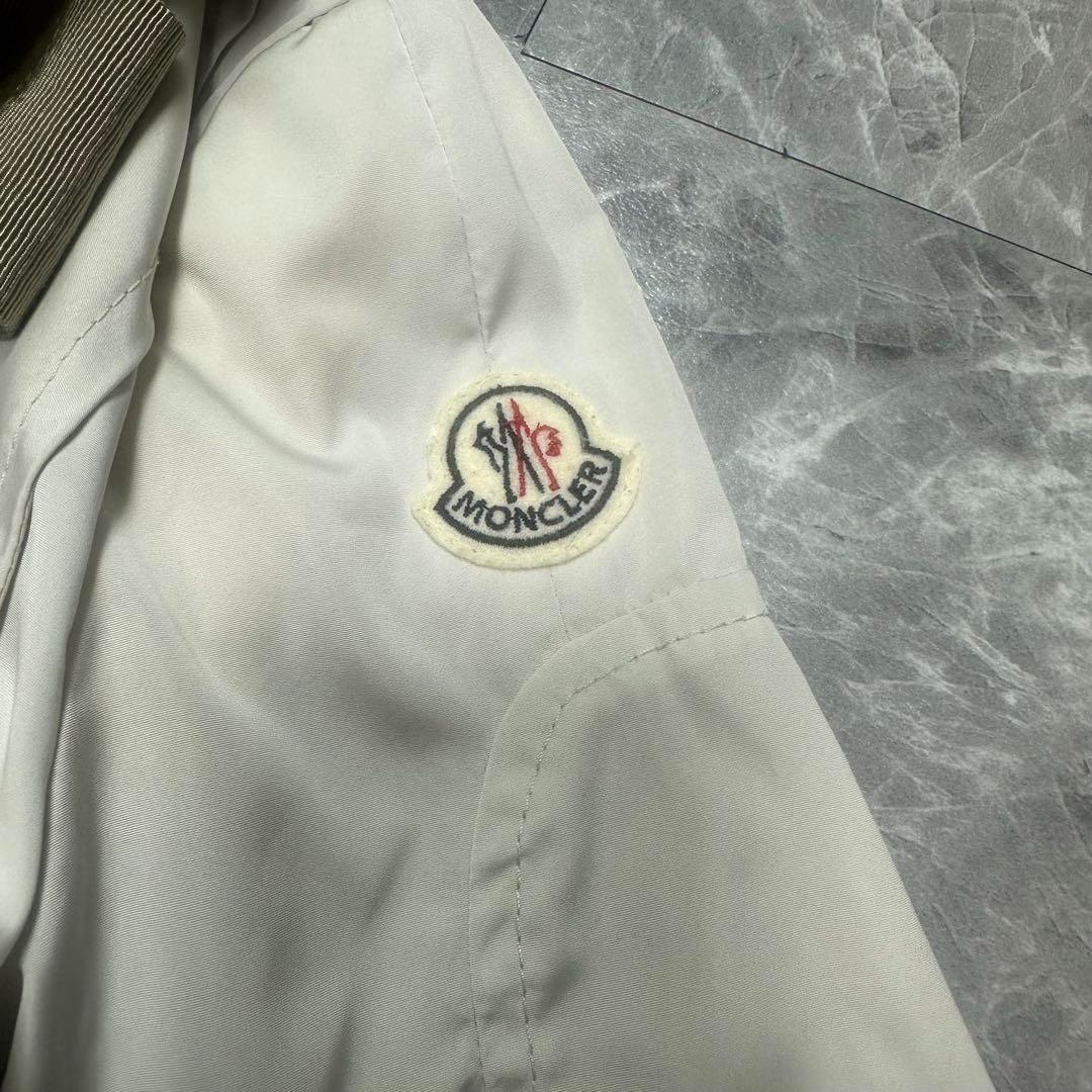 モンクレール×サカイ　2way ナイロンコート　フード　ライトグレー
