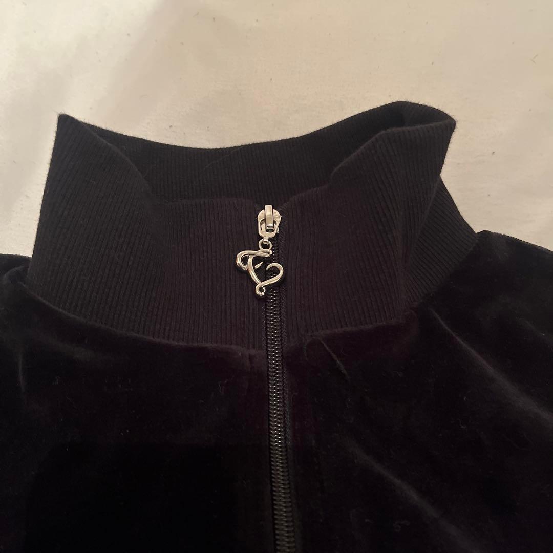 the virgins velvet setup ♡