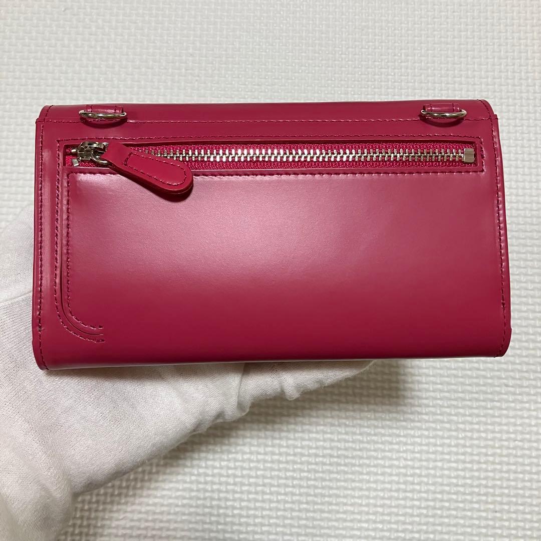 ・未使用　HEAD PORTER レザー三つ折り財布 チェーン　ピンク　箱付き