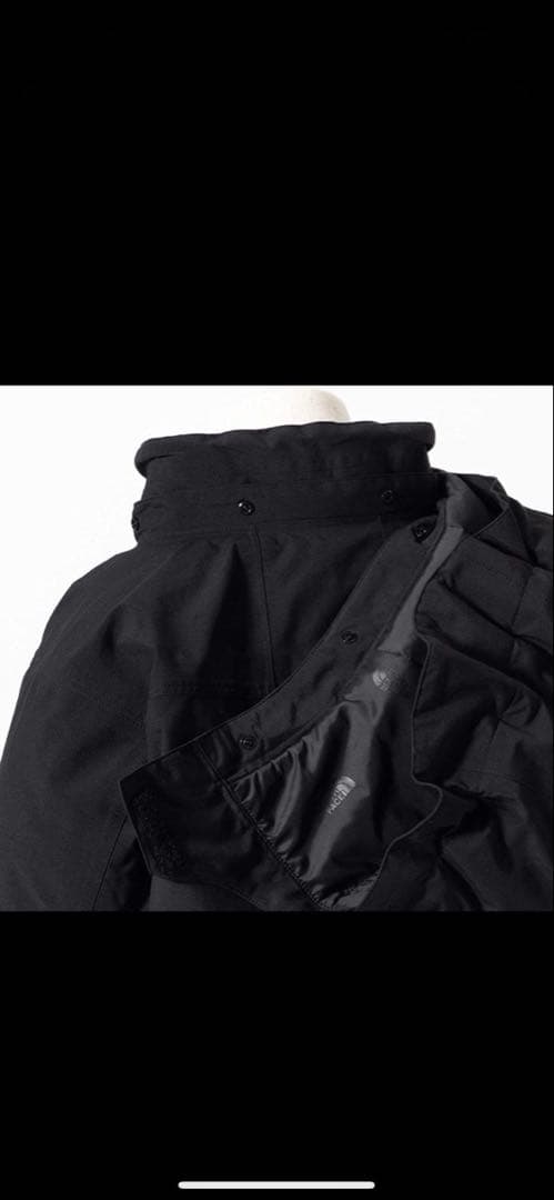 ザノースフェイス　子供用アウター　黒