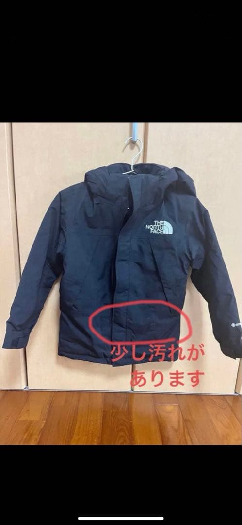 ザノースフェイス　子供用アウター　黒