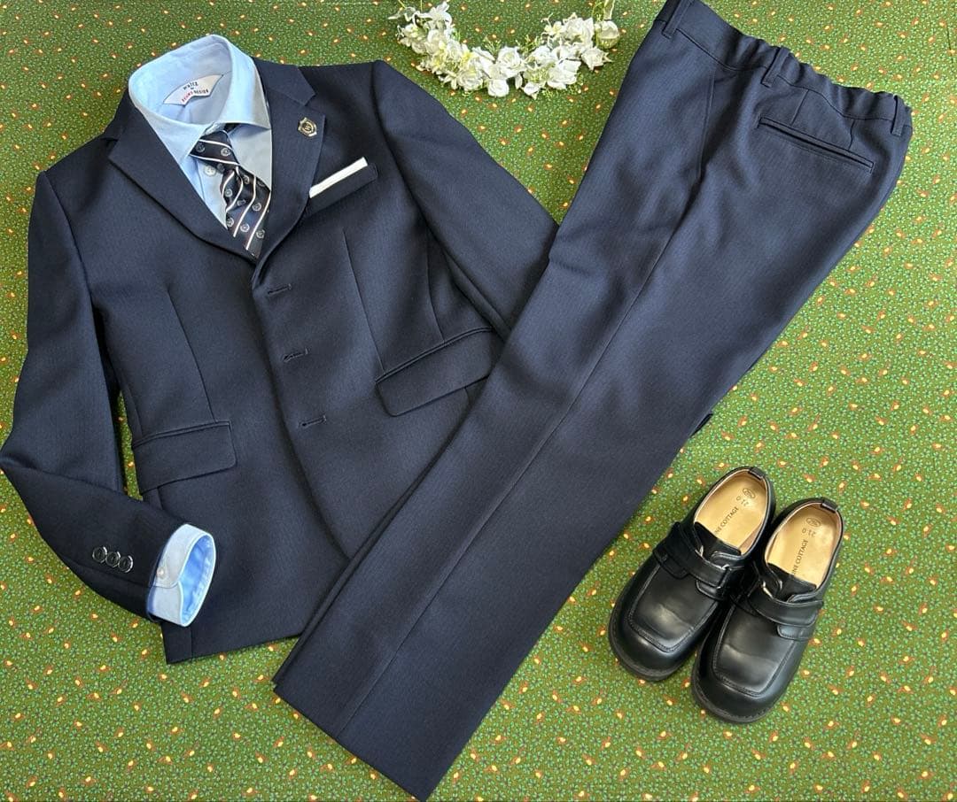 未使用ウォルツバイビームス デザイン BEAMS150ネイビースーツ男の子 無地