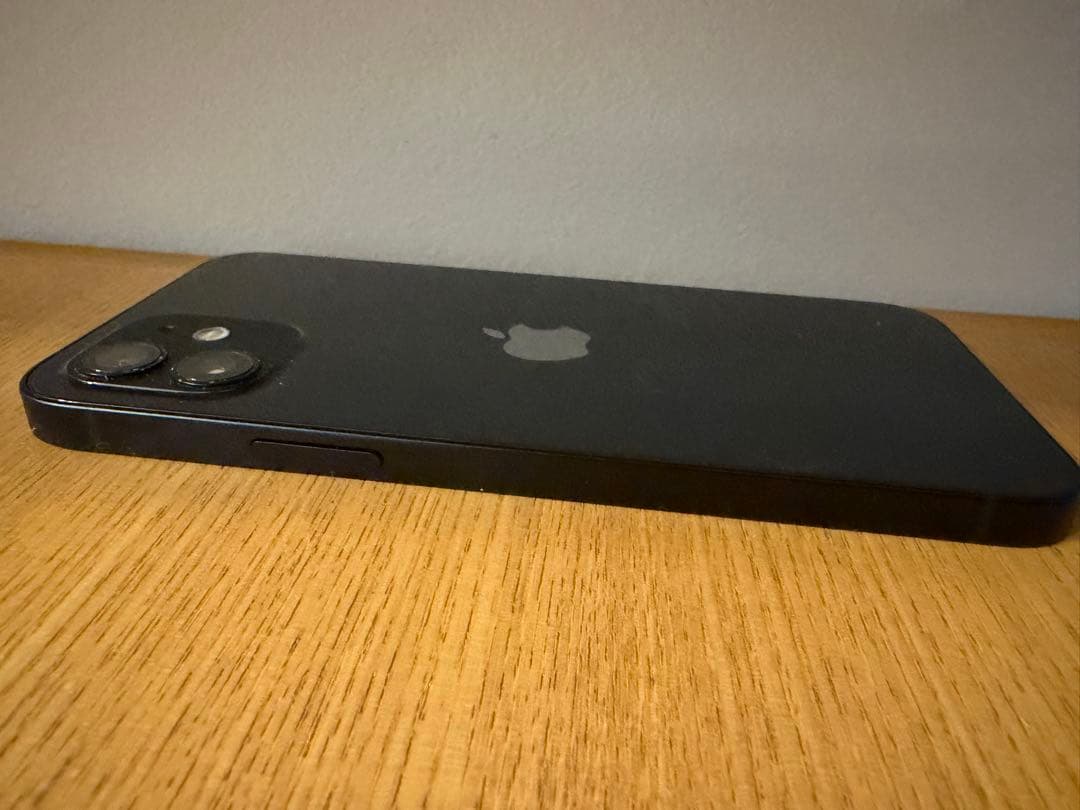 iPhone12 本体　64GB SIMフリー　BLACK