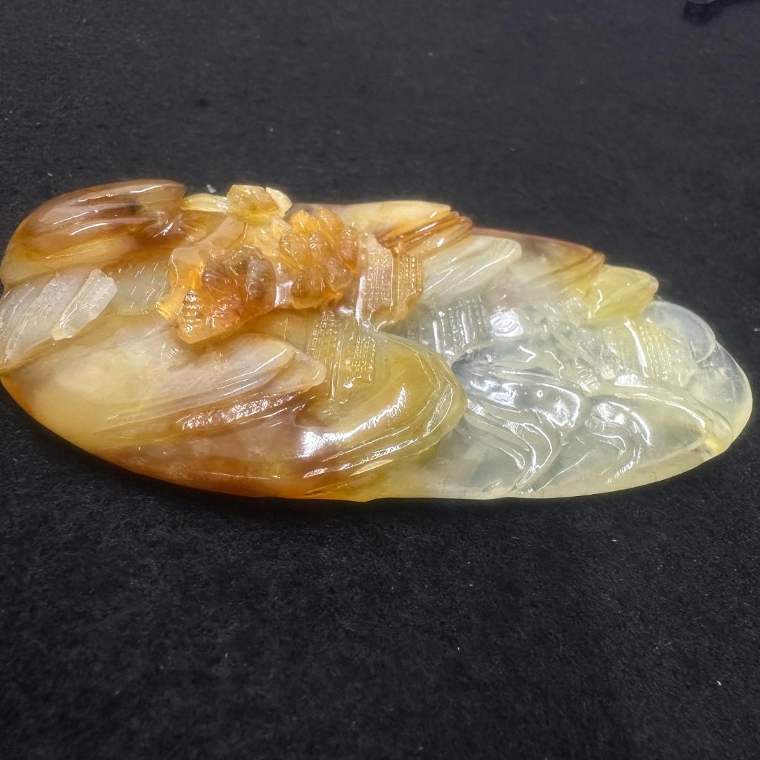 翡翠　和田玉 山水図案　細密彫　置物　　中国骨董