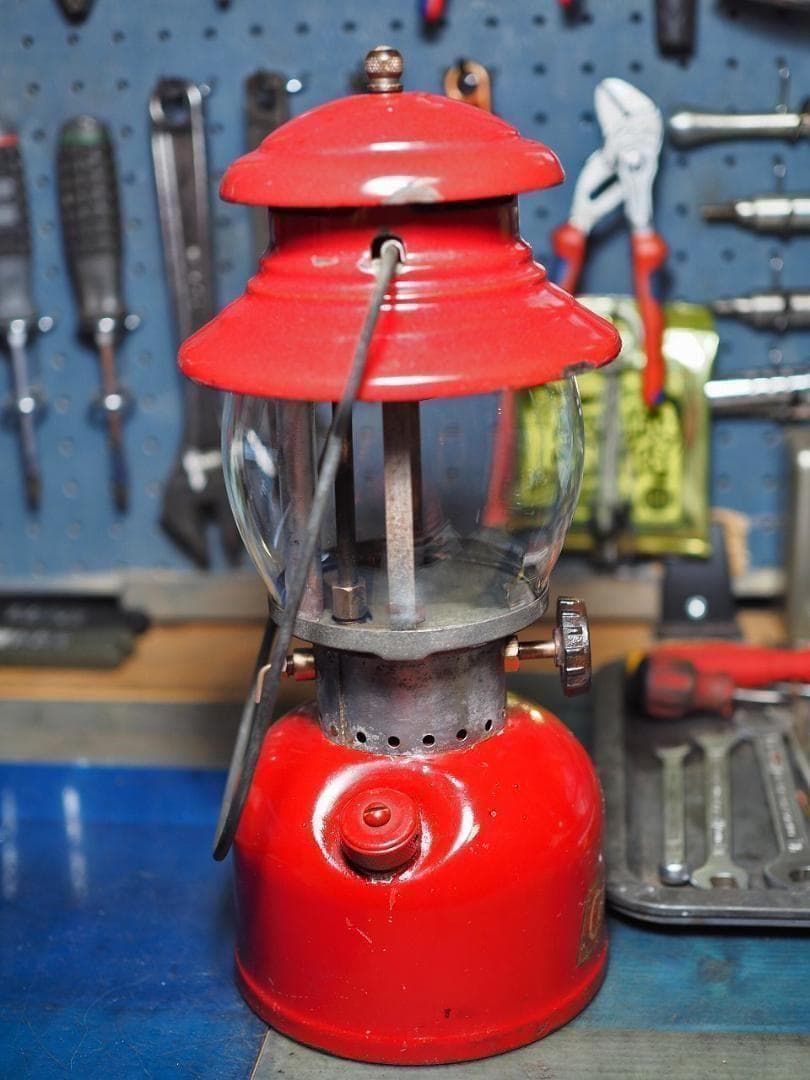 燃焼絶好調の陶器バーナー1954年8月 コールマン 200A ランタンs69