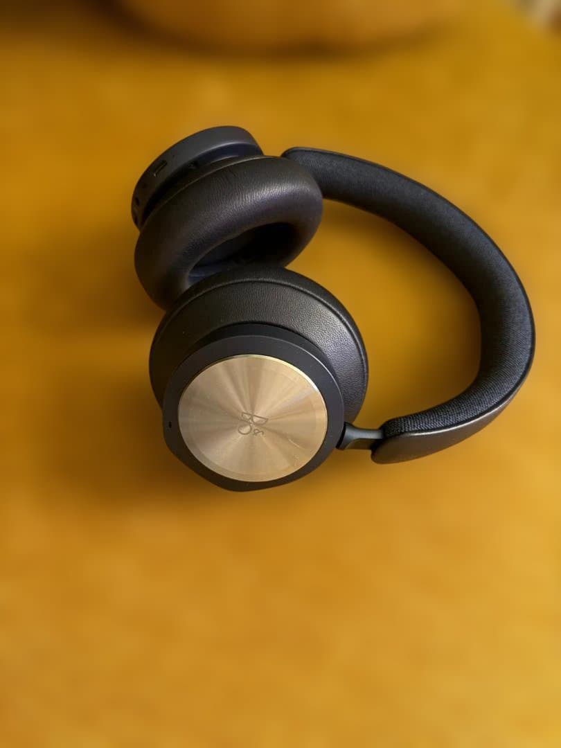 Bang & Olufsen Beoplay Portal　ワイヤレスヘッドホン