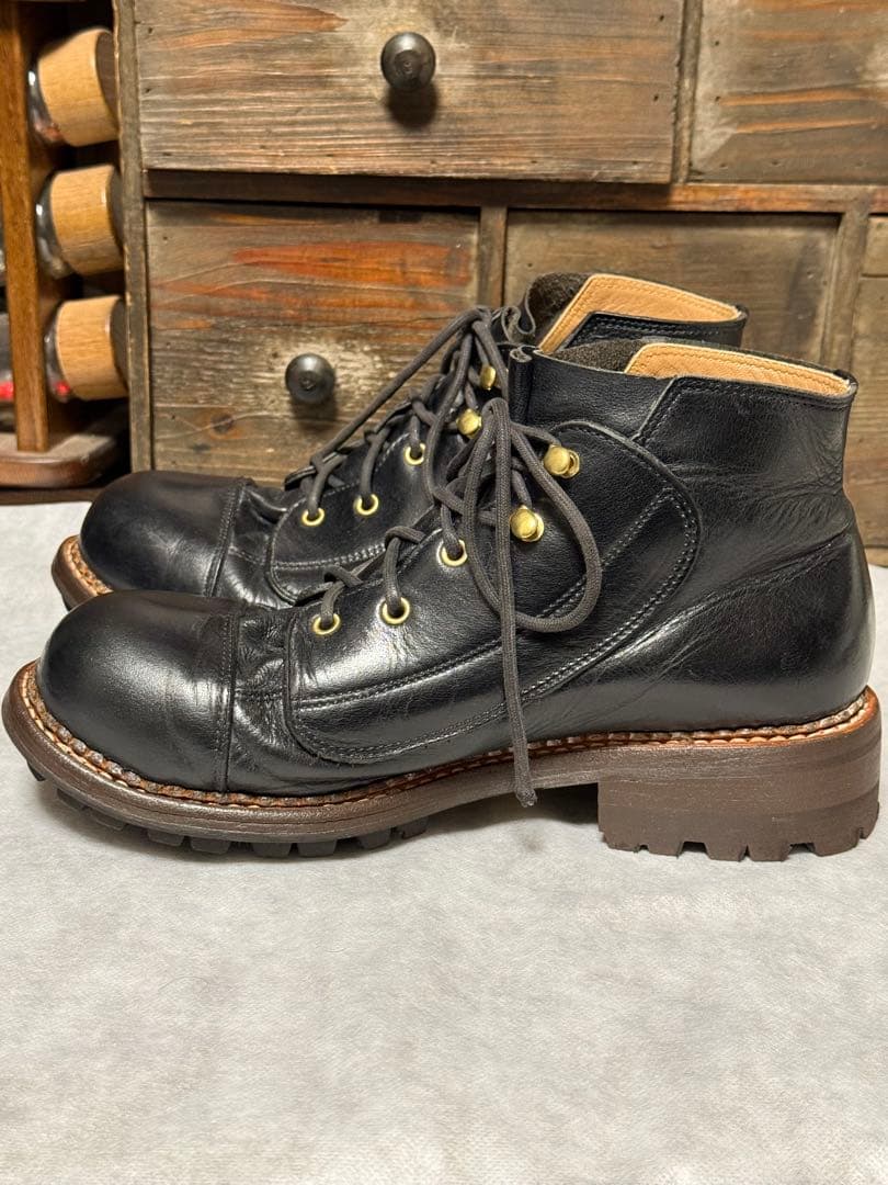 ミハラヤスヒロ　ブーツ　ロガーブーツ　キャップトゥ　ブーツ