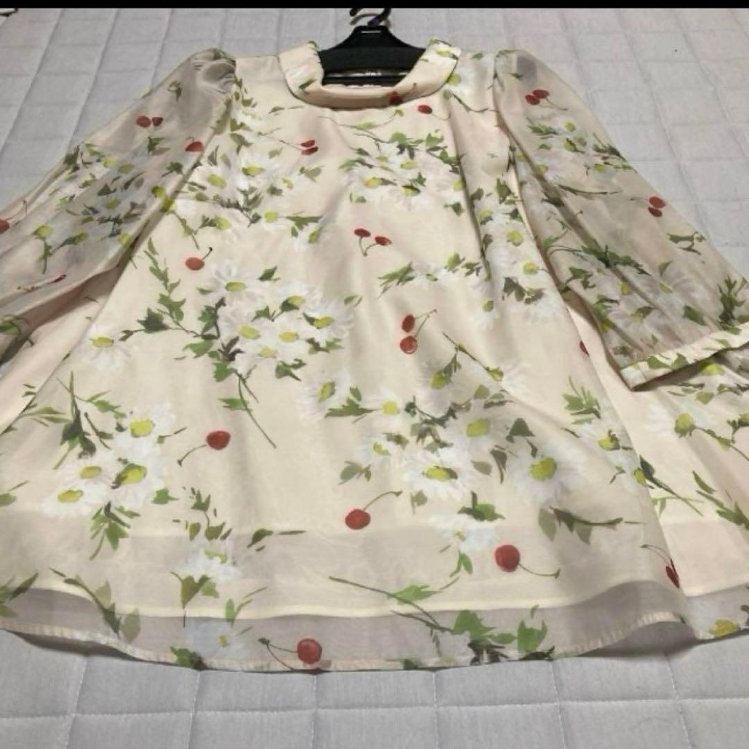 ローズティアラ　チェリーメデイジーブラウス　チュニック　46 新品