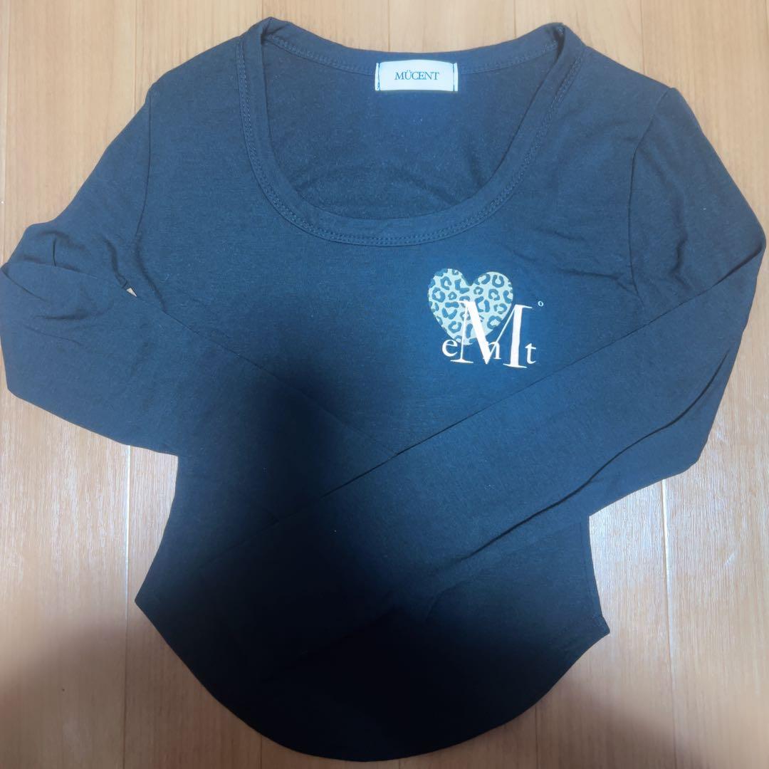mucent ムセント シエラヒョピハートUネックローリング長袖Tシャツ