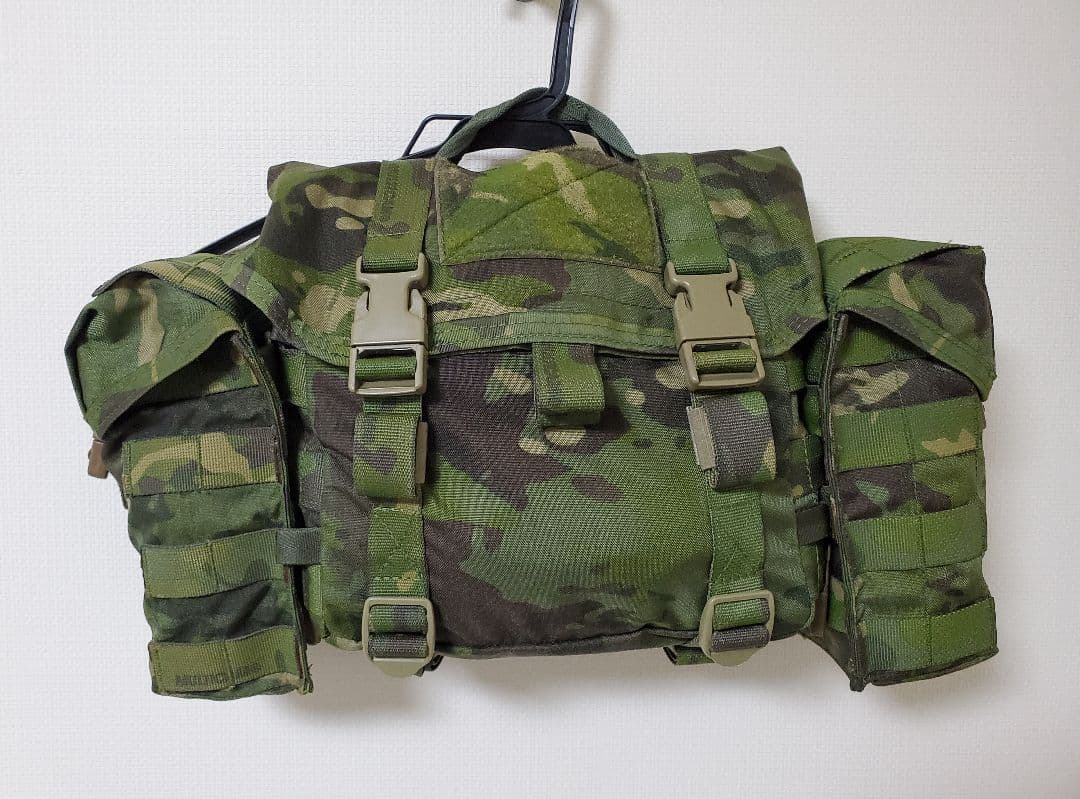 ブットパック　マルチカムトロピック