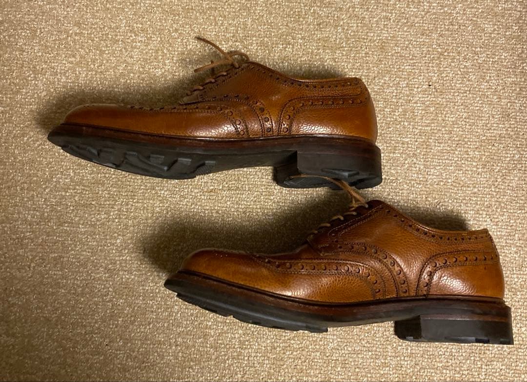 クロケット&ジョーンズ