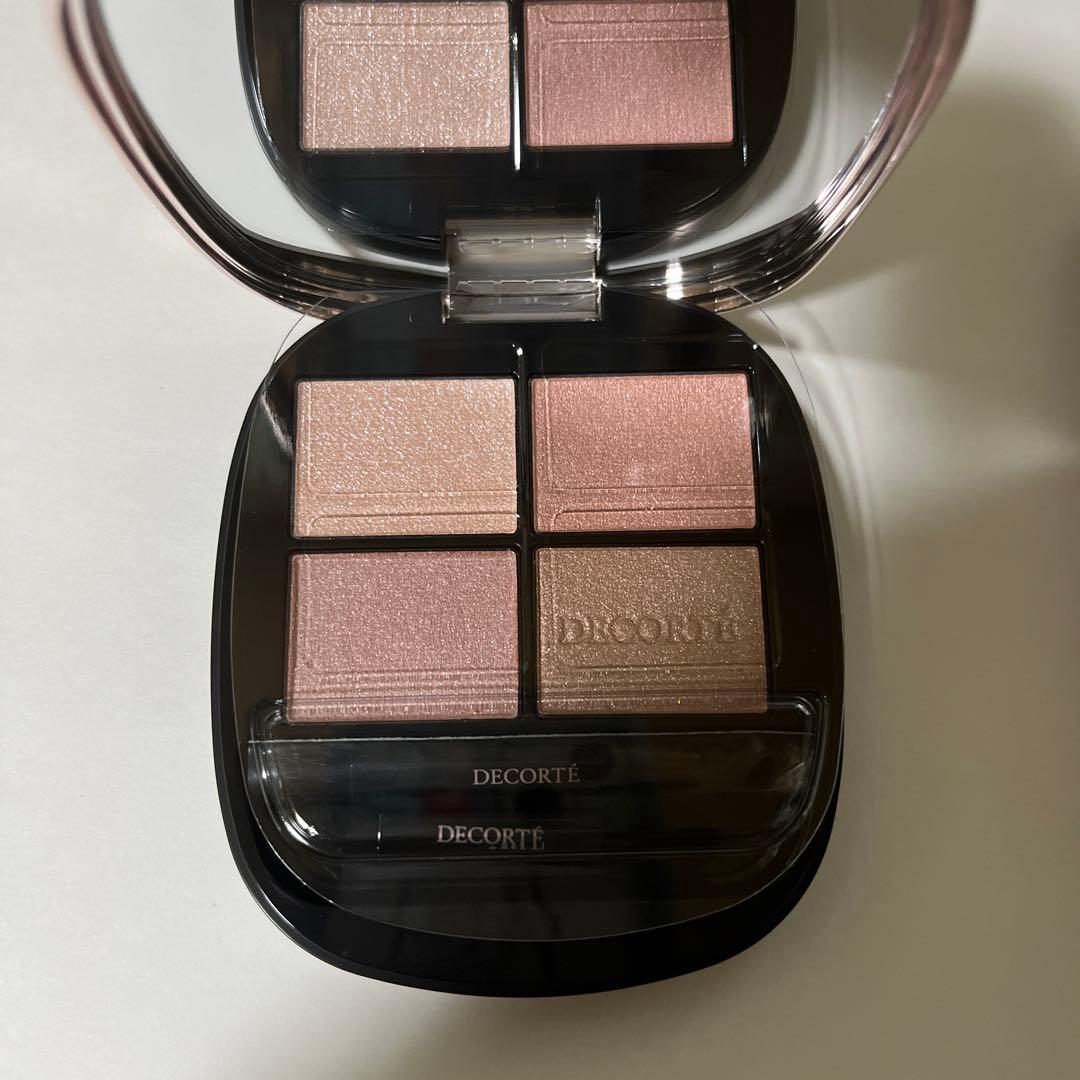 スキンシャドウデザイニングパレット　10 ruddy quartz