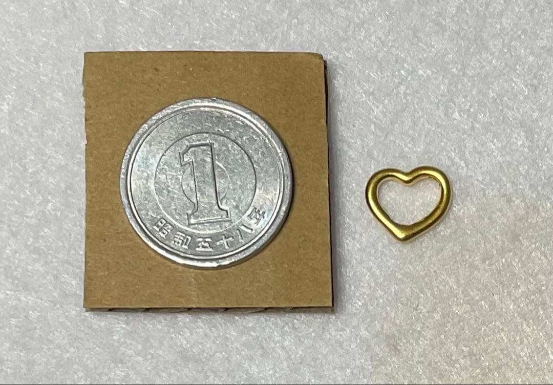 ハートのペンダントトップ　約10mm　マット（?）加工　足金999刻印
