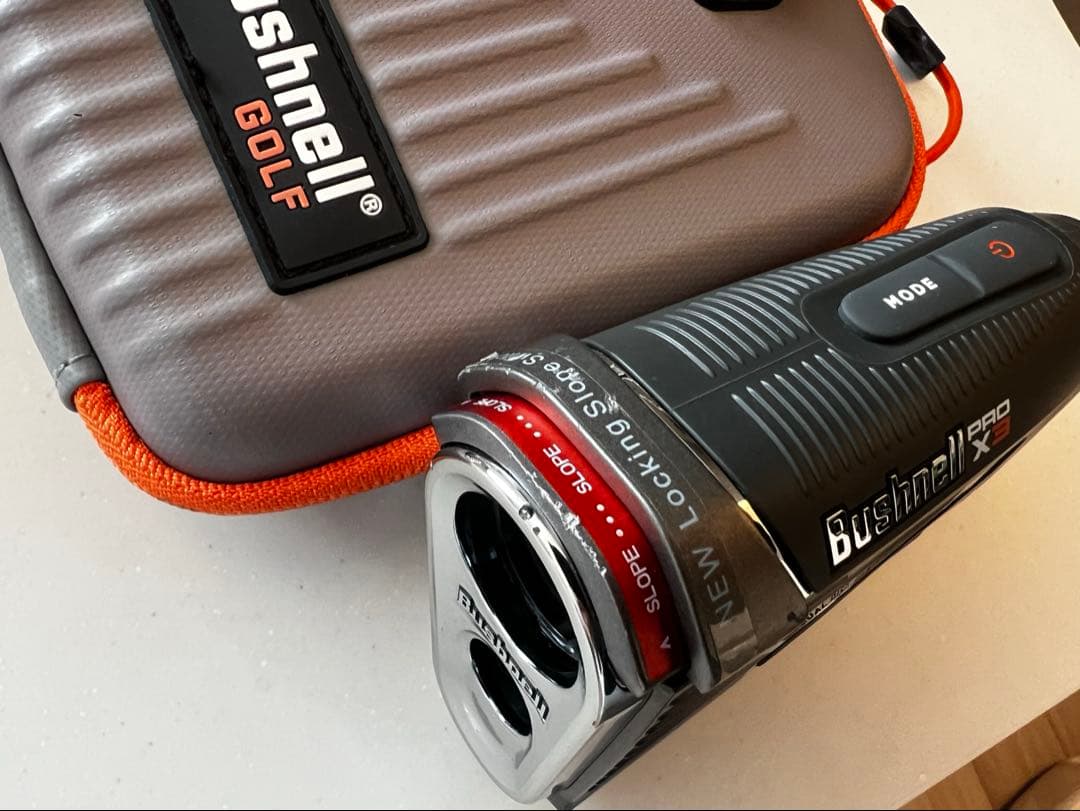 Bushnell Pro X3 ゴルフ用距離計 ケース付き