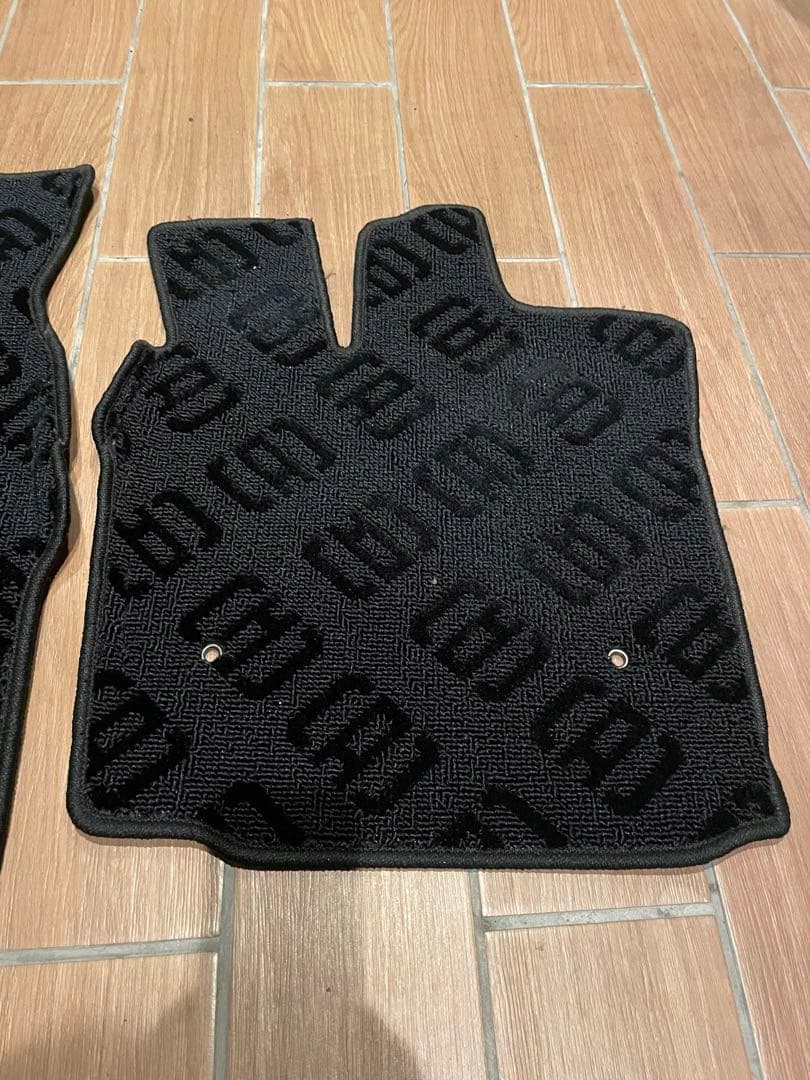 D.A.Dモノグラム柄　フロアマット セット 運転席 助手席20系ヴェルファイア
