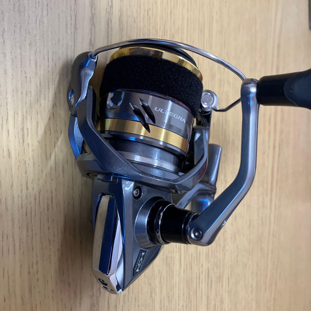 SHIMANO ULTEGRA C3000HG リール